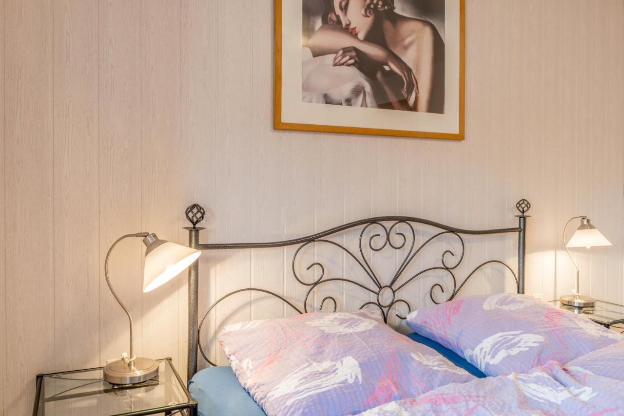 אוברלינגן Familienwohnung Haus 18 מראה חיצוני תמונה